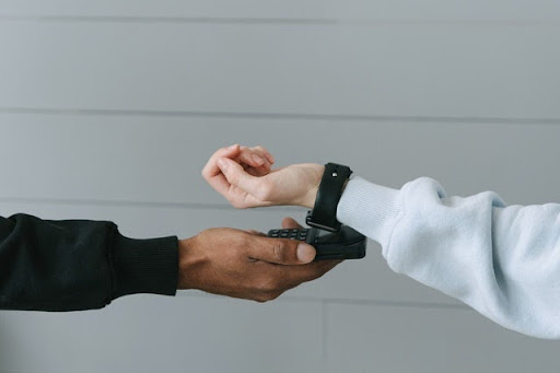 Avoid Online Payments - smartwatch